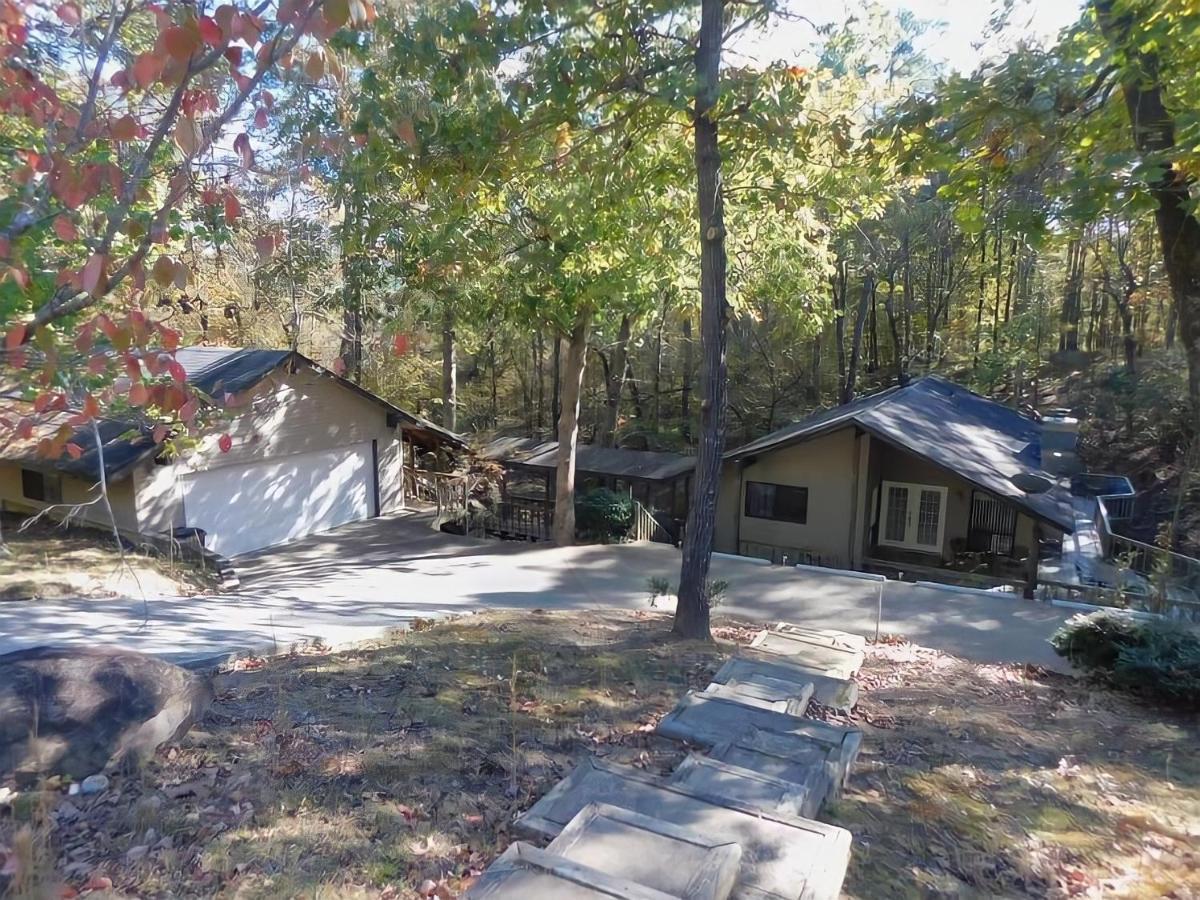 Secluded Home With Mini Waterfall And A Creek In Hot Springs Exterior photo